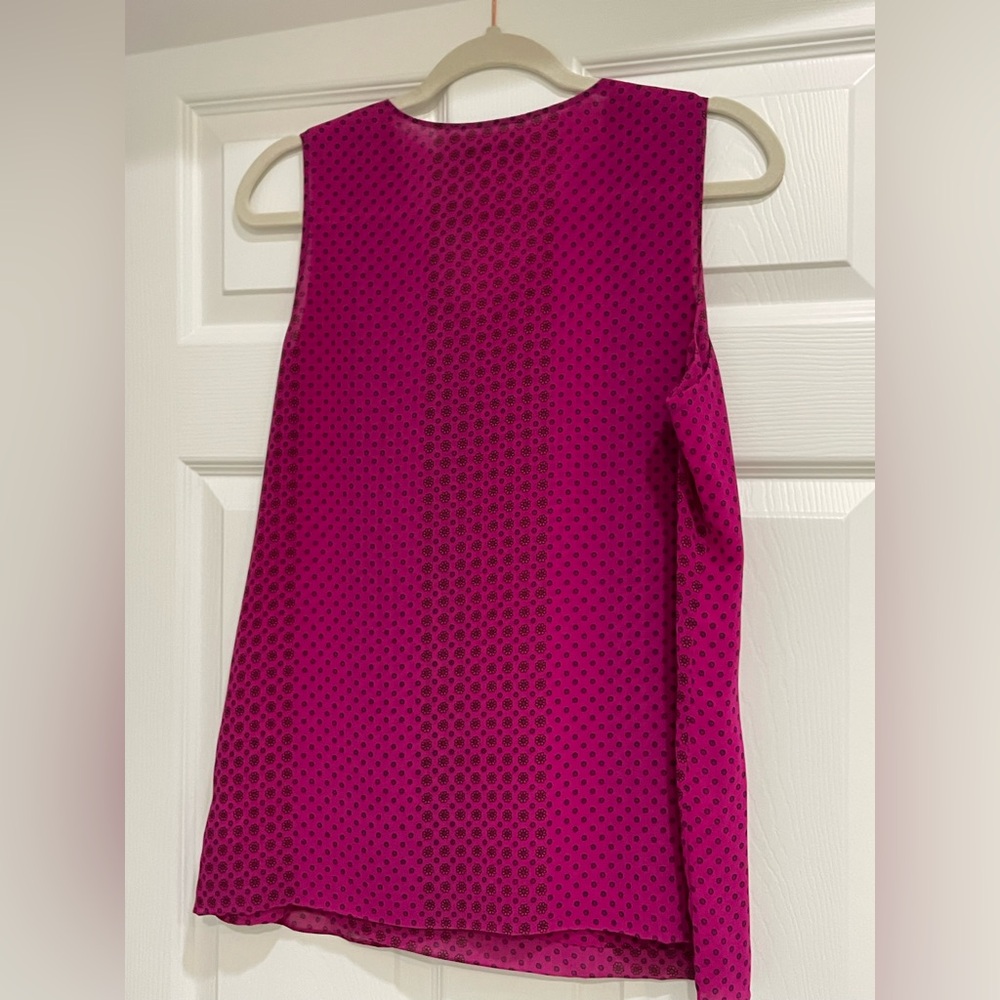 Cabi Sleeveless Magenta Top